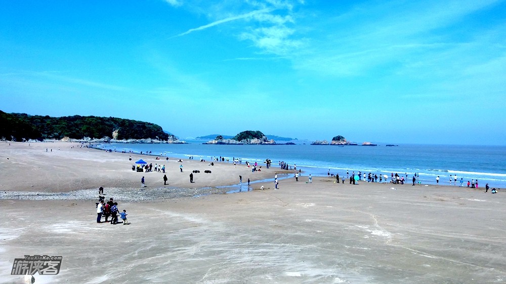青山湾蓝天沙滩
